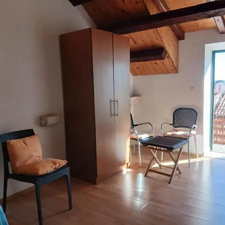 بيت للعطل Seaside House - 25121 كورتْشولا
